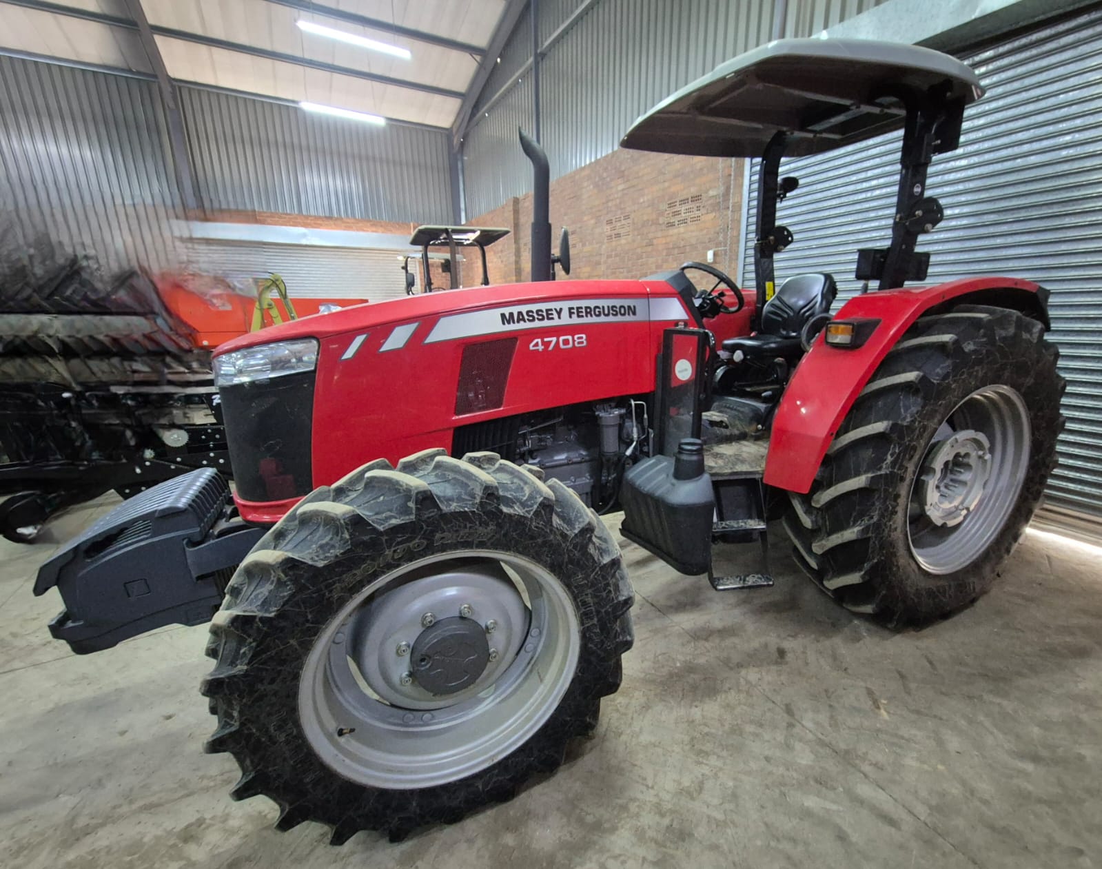 2023 Massey Ferguson 4708