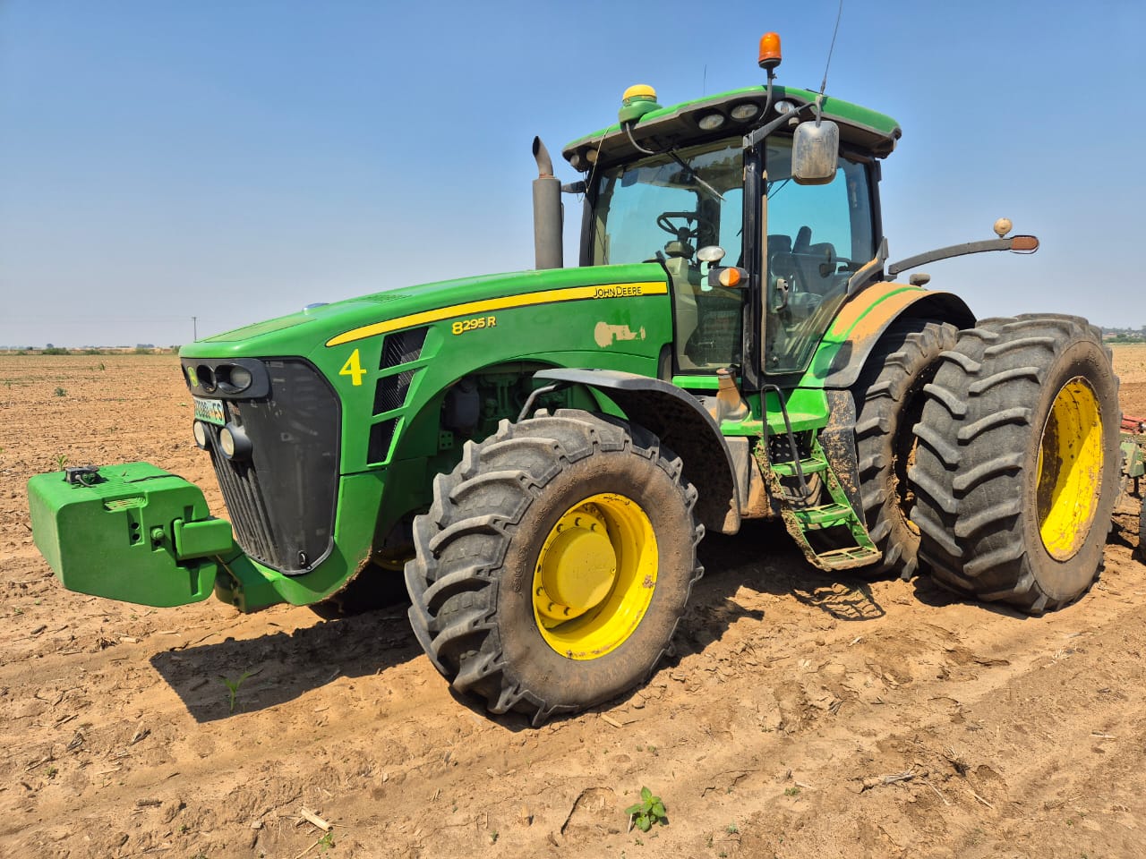 2010 John Deere 8295R. Powershift without Screen and Receiver