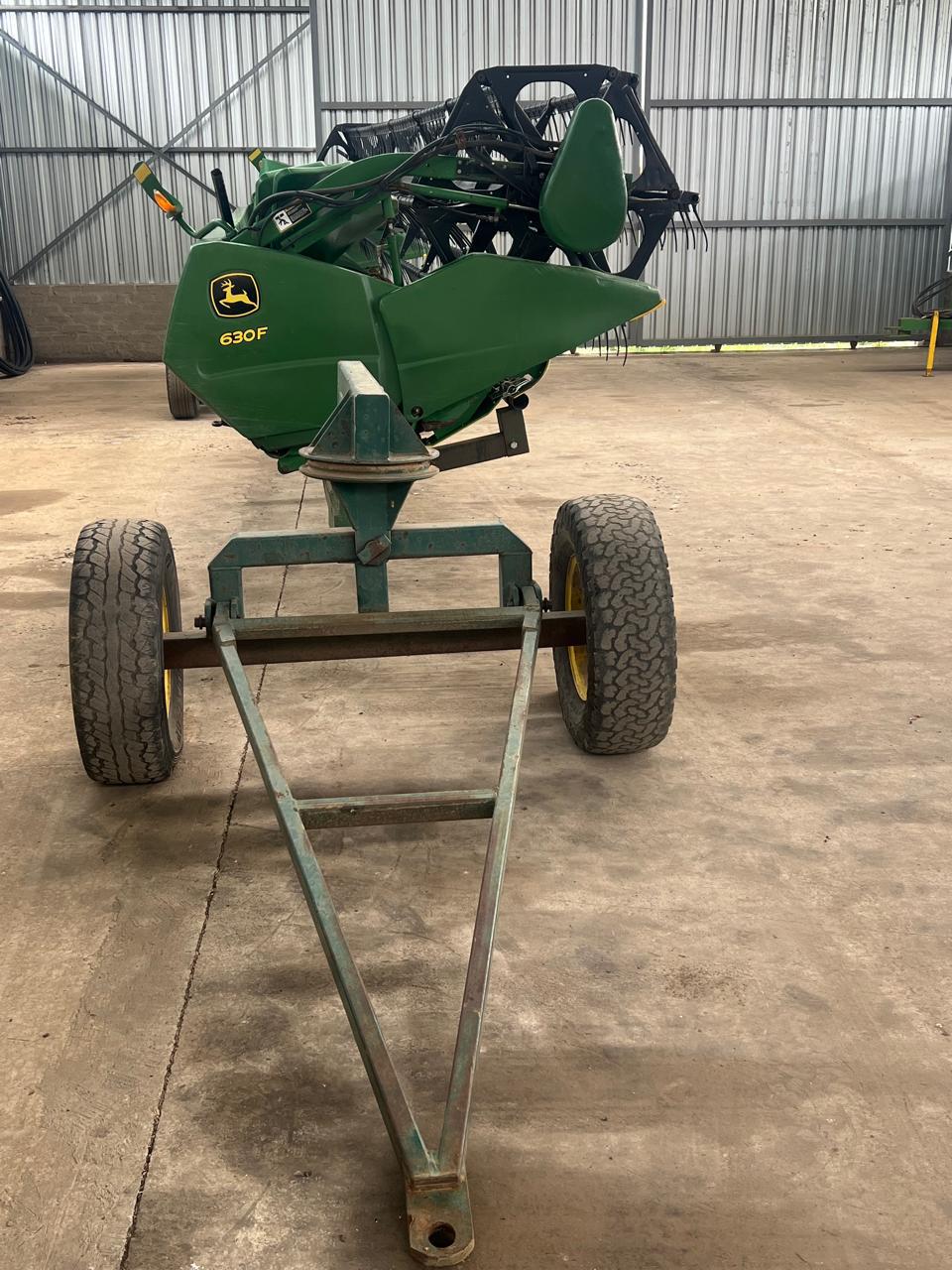 John Deere 630F Flex Header with Trailer