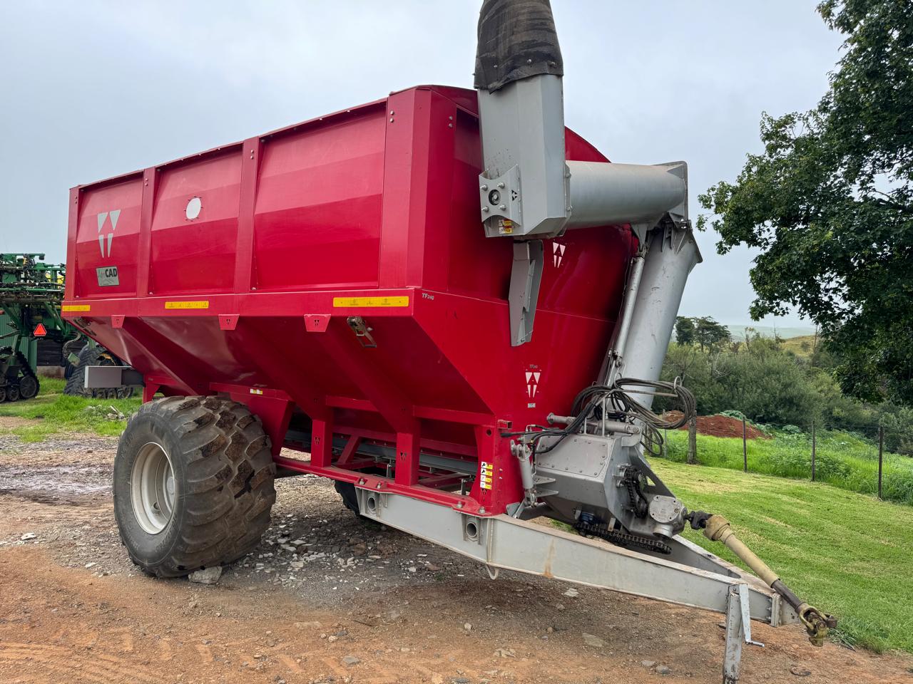 2016 AgriCad TF 240 20 Ton Grain Cart