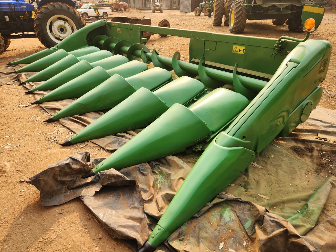 2012 John Deere 608C 8 row 0,76cm Maize Header