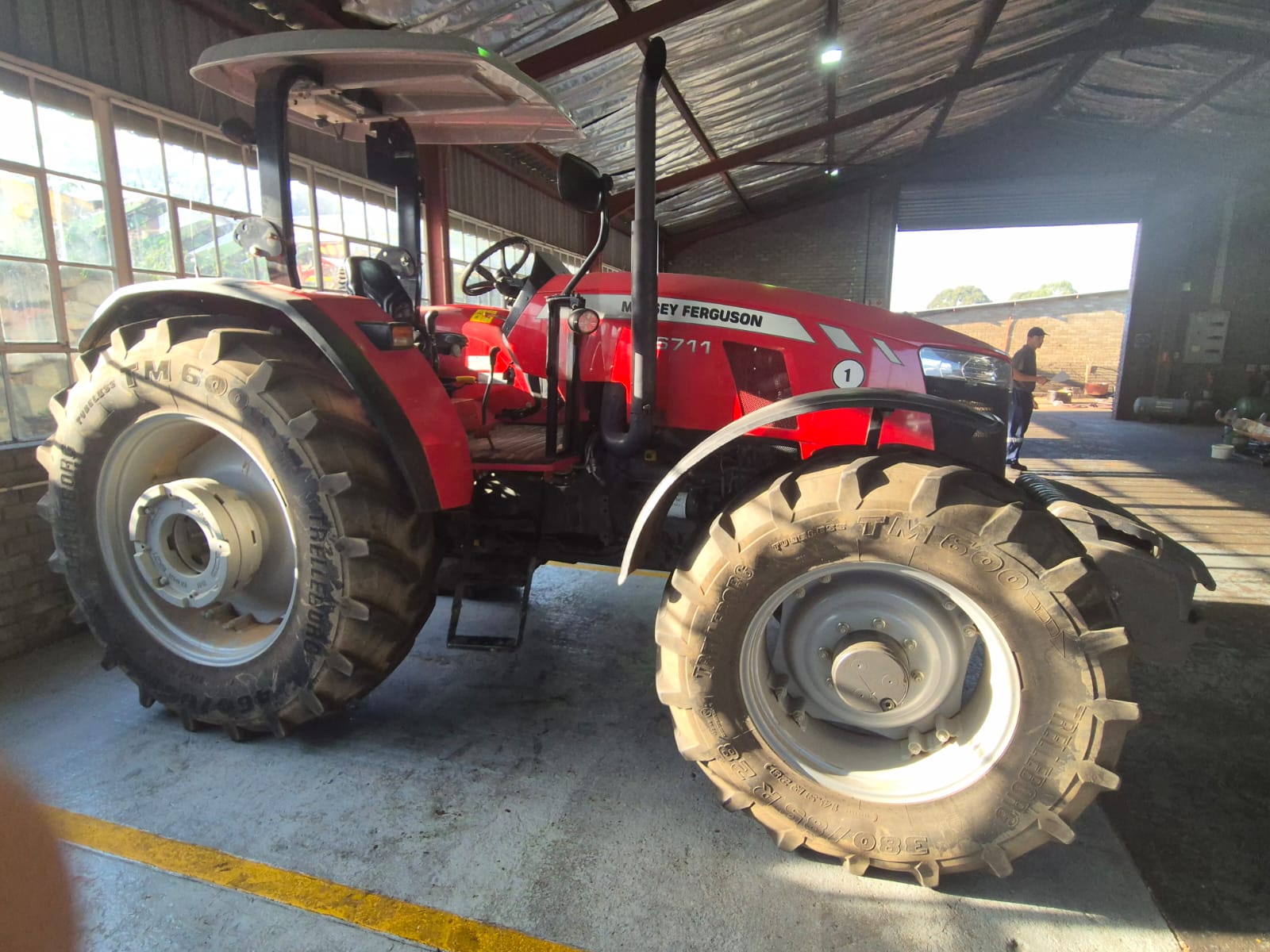 2020 Massey Ferguson 6711