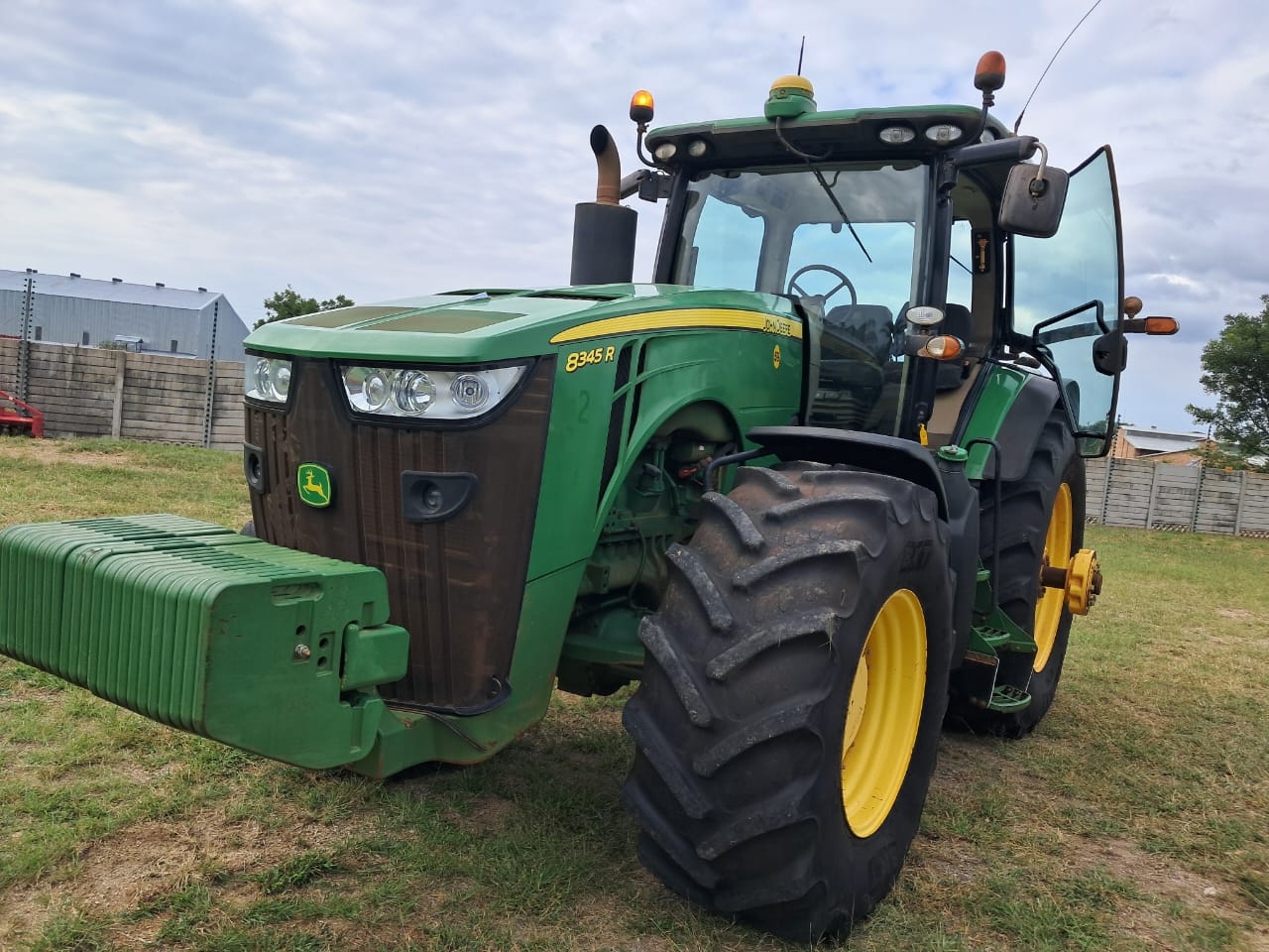 2015 John Deere 8345R. Screen and Receiver