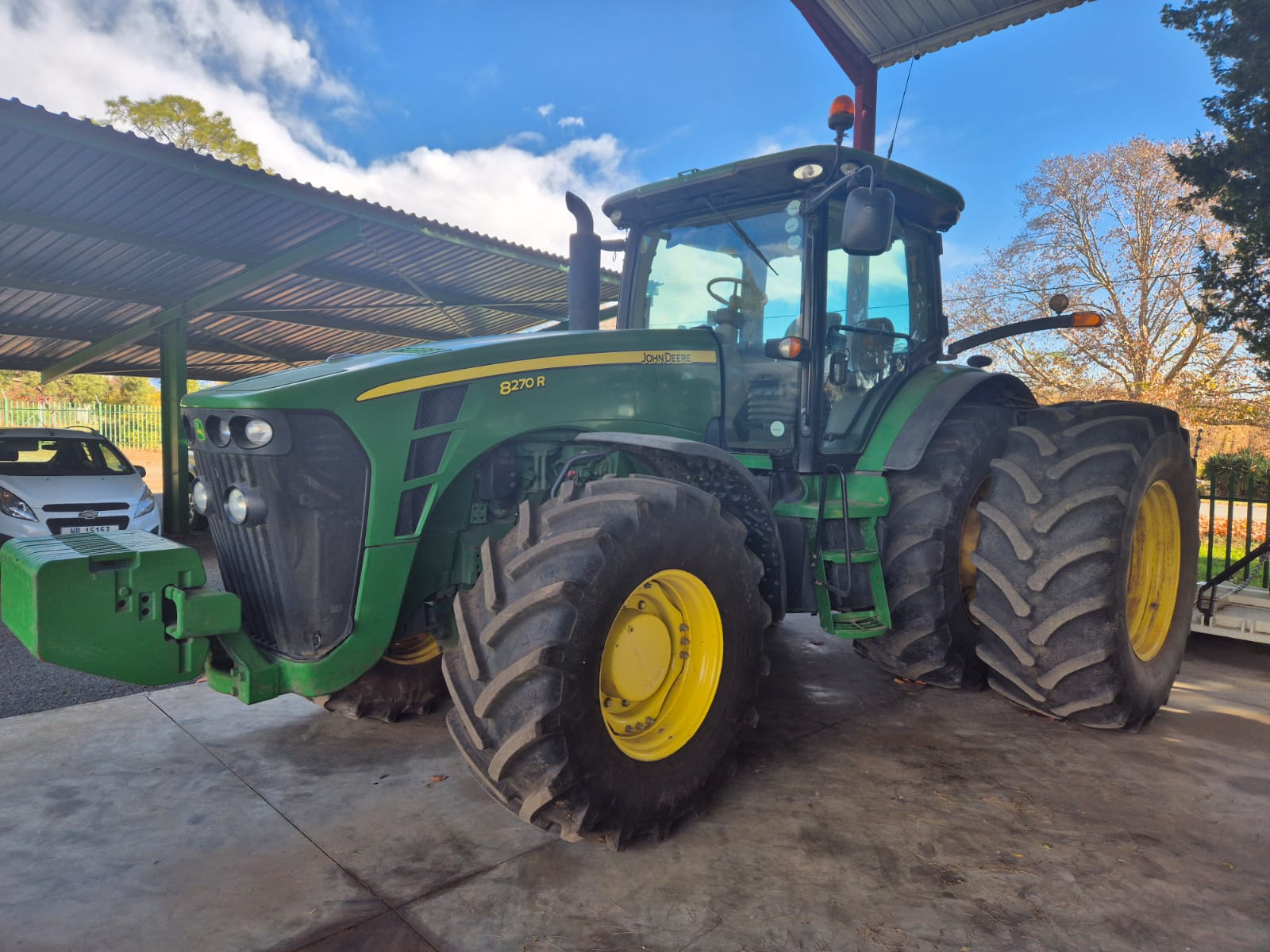 2011 John Deere 8270R. IVT Transmission