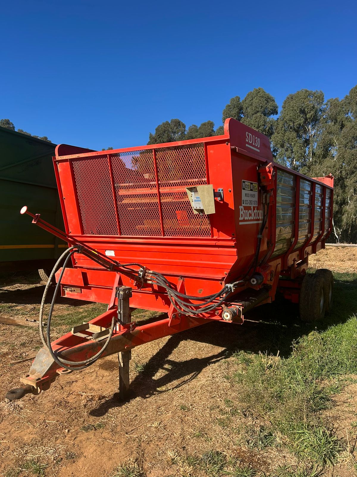 Buckton SD 130 Feeder Trailer