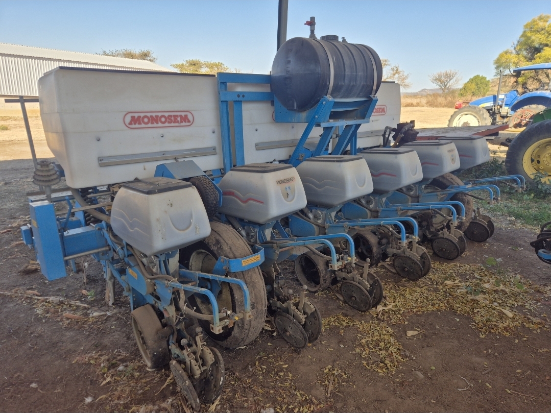 2020 Monosem 6 row 0,76cm No Till Planter, In Furrow with Elektrolee Monitor