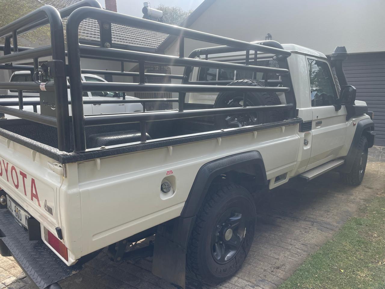 2024 Toyota Land Cruiser LX V8
