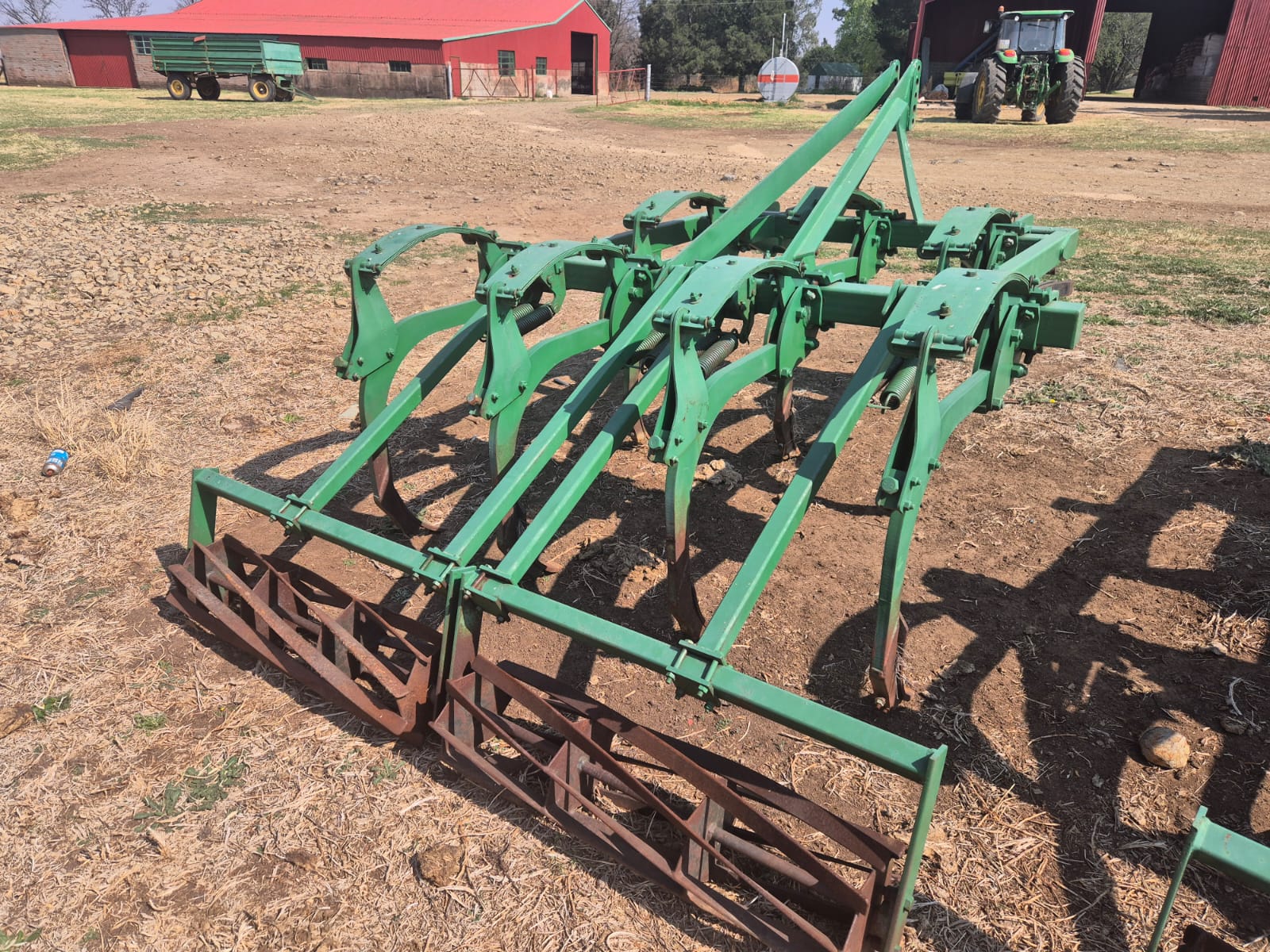 Rovic 7 Tyne Ripper with Roller