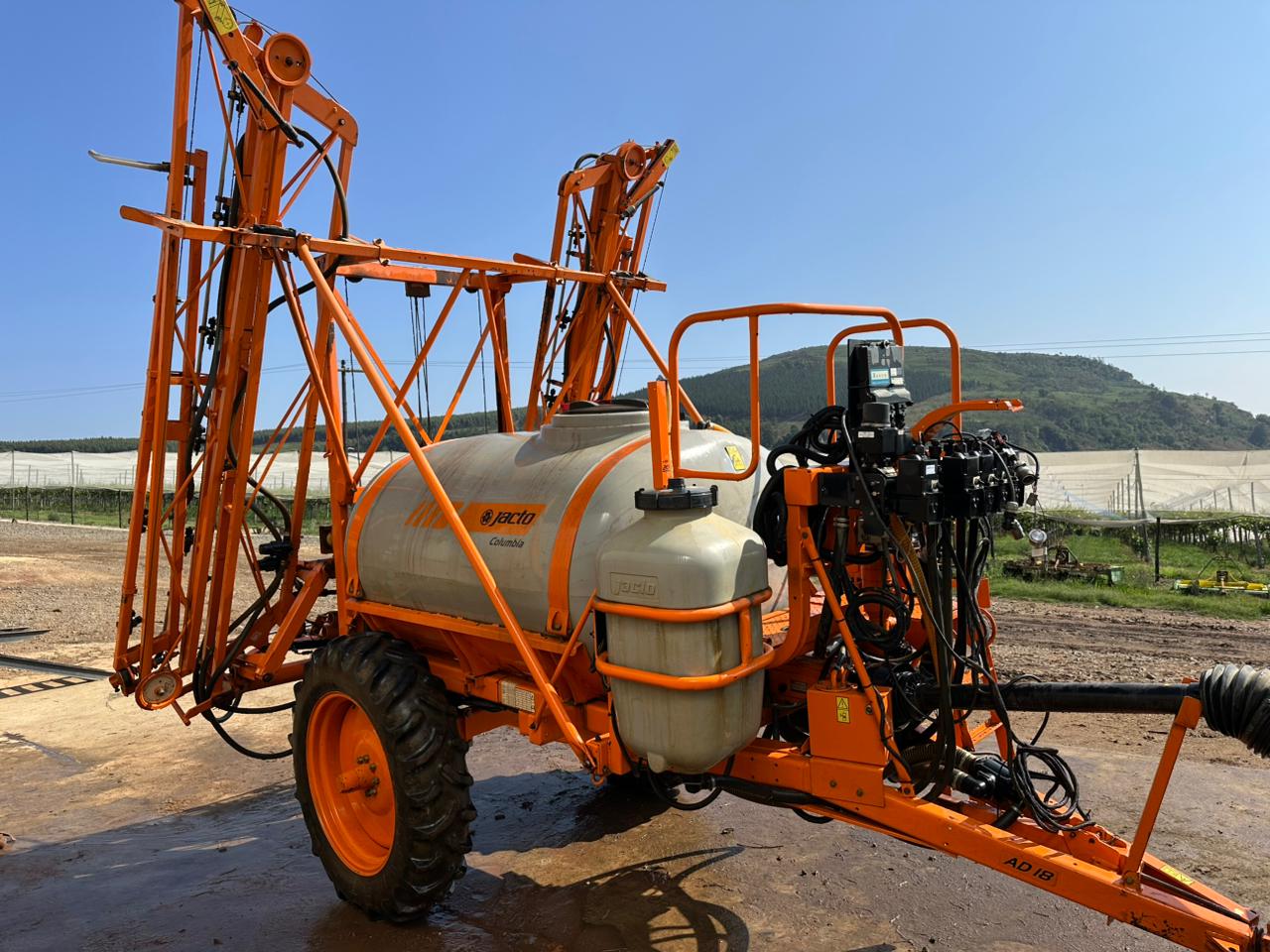 2022 Jacto AD18E 18m Boom Trailed Sprayer. Isobus and Section control