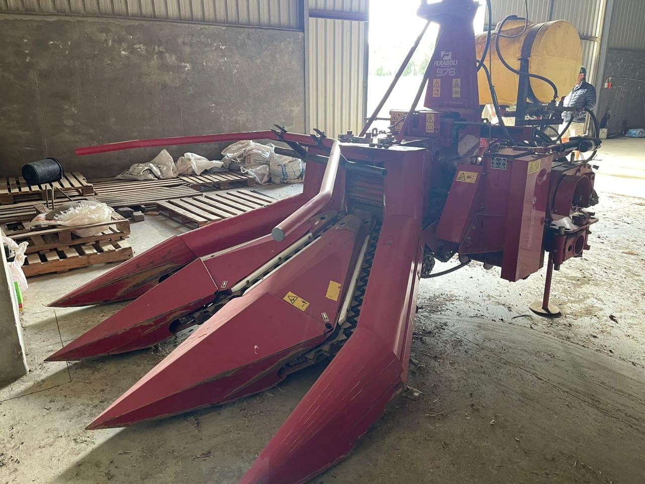 2011 Feraboli 976 3 row Forage Harvester