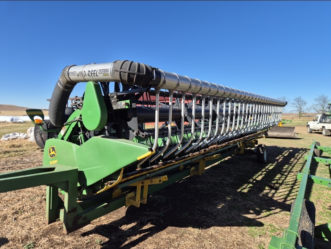 John Deere 630F 30ft Flex Header with AWS air reel and trailer