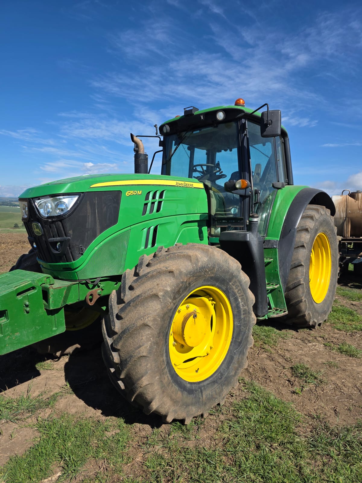 2015 John Deere 6150M