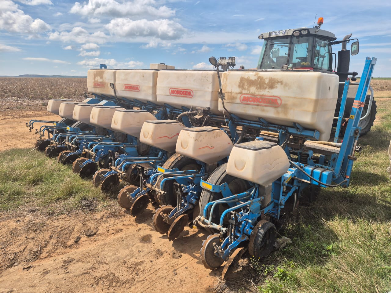 2019 Monosem 8 row 0,76cm No Till Planter, ISOBUS, Seed Monitor, Infurrow