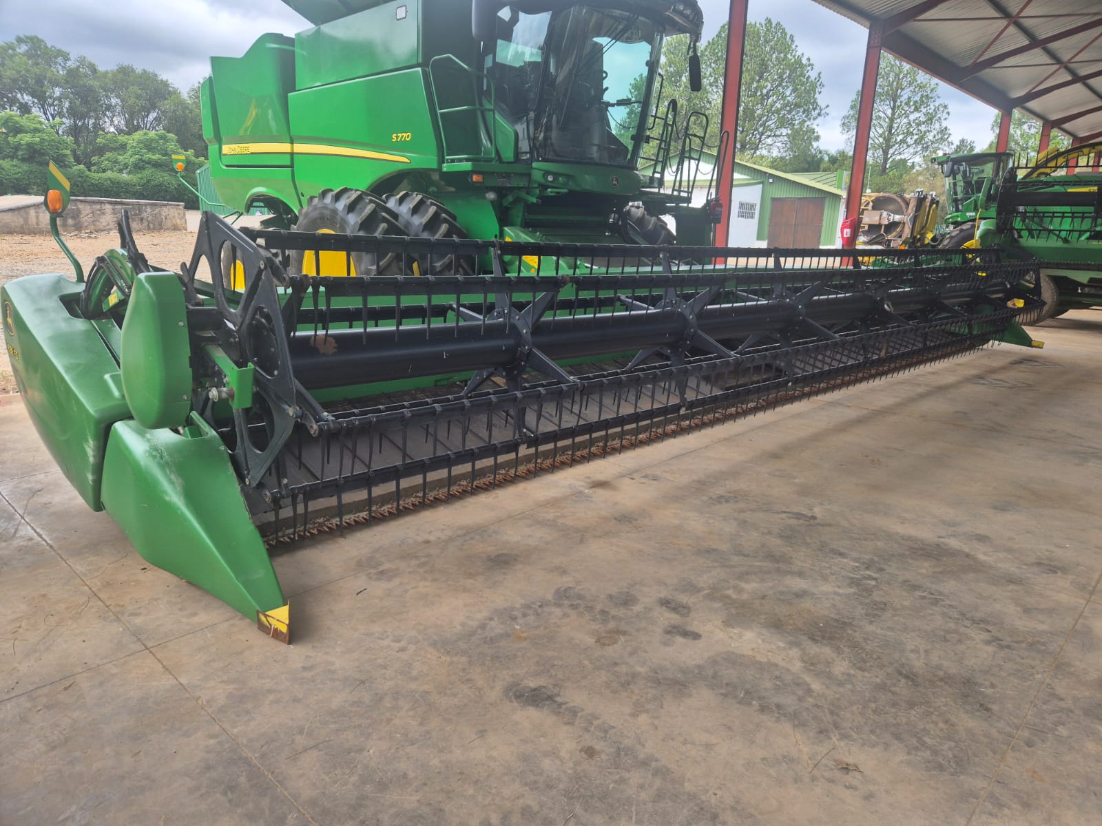 2014 John Deere 635FD 35ft Flex Draper