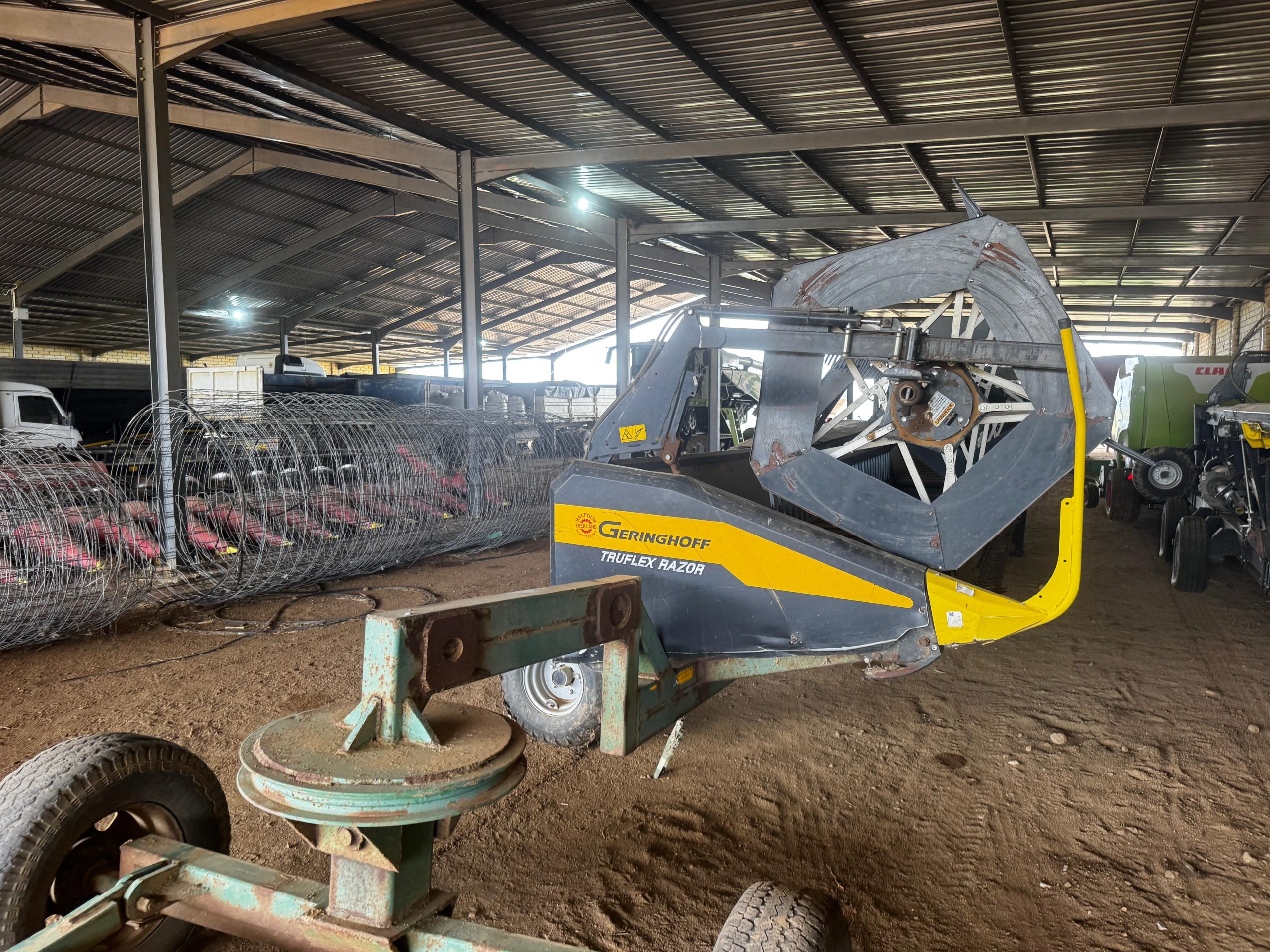 2019 Geringhoff TruFlex Razor 35ft Draper with Trailer