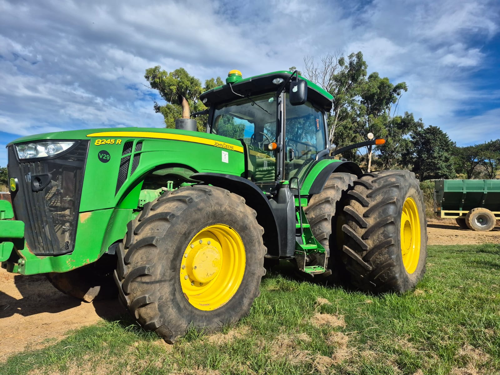 2014 John Deere 8245R with StarFire 3000 Receiver, AutoTrac on Command Center