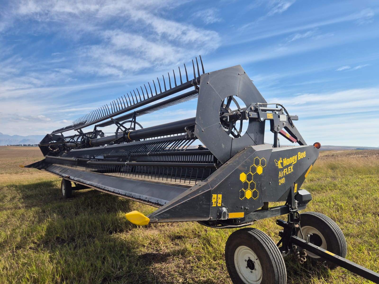 2021 HoneyBee AirFlex 240 40ft Draper