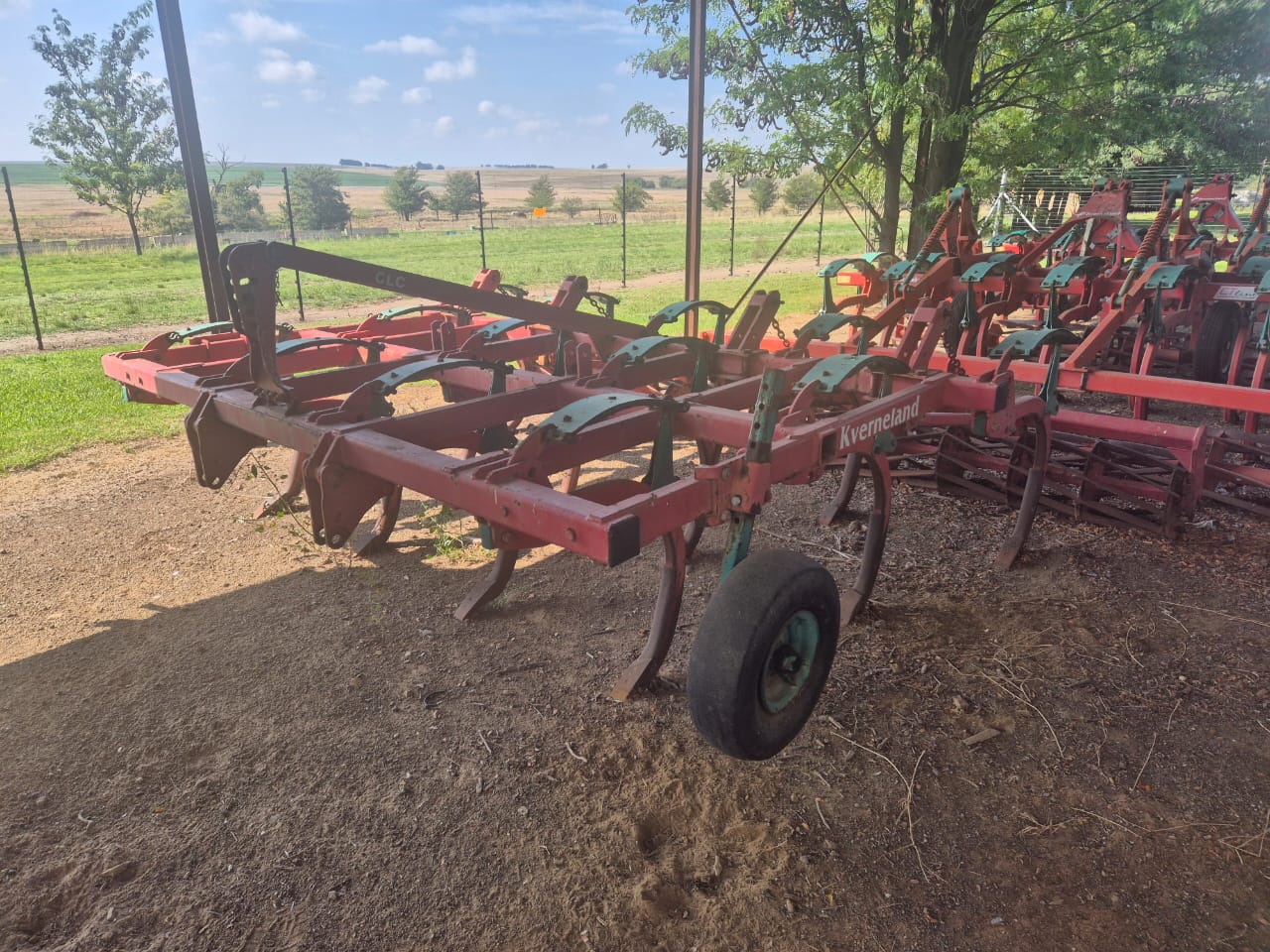 Kverneland 13 Tyne CLC with Roller